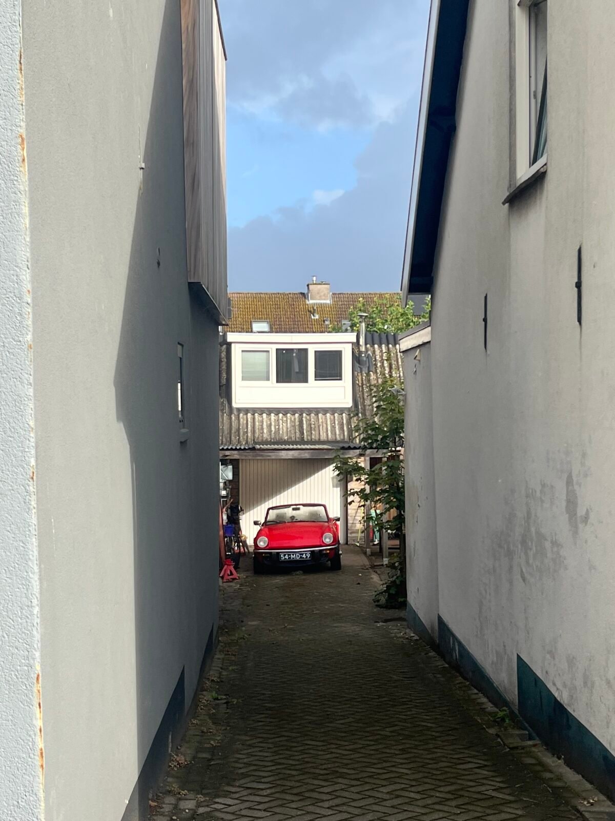 🍉🚗~Between the walls~🚗🍉
