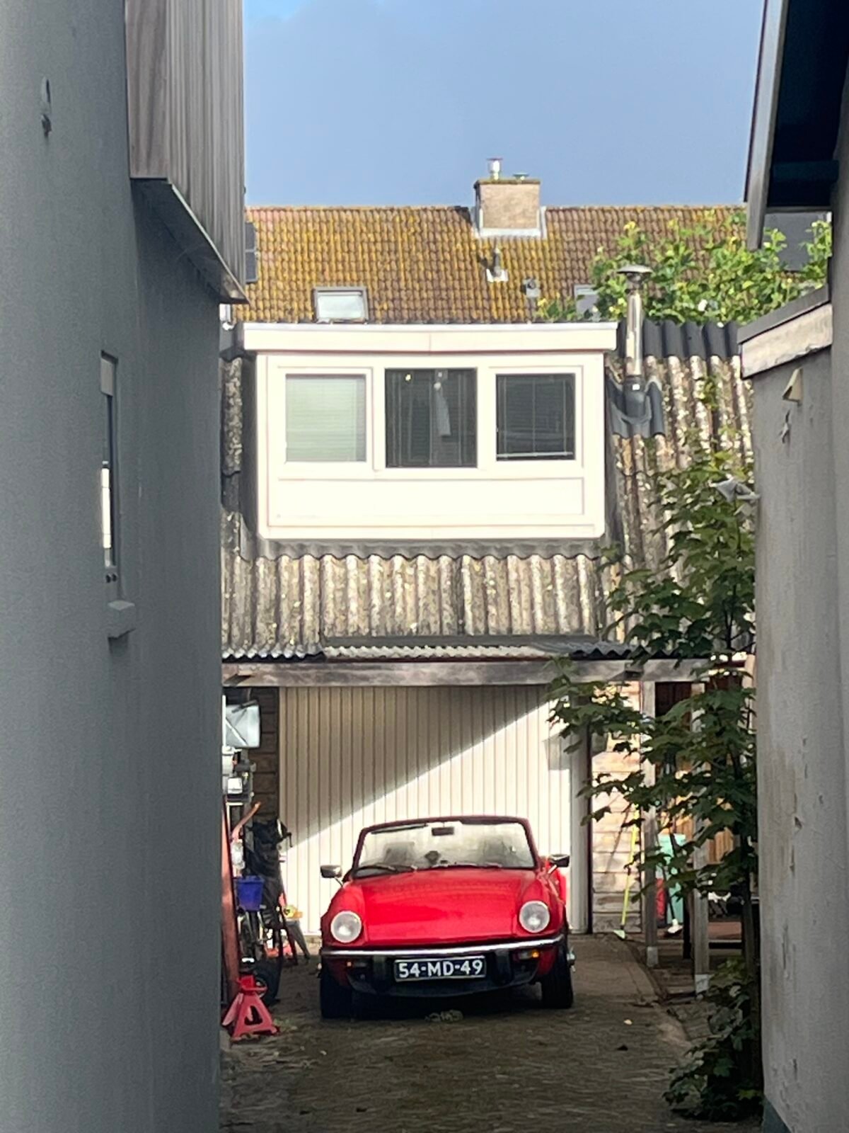 🍉🚗~Between the walls~🚗🍉